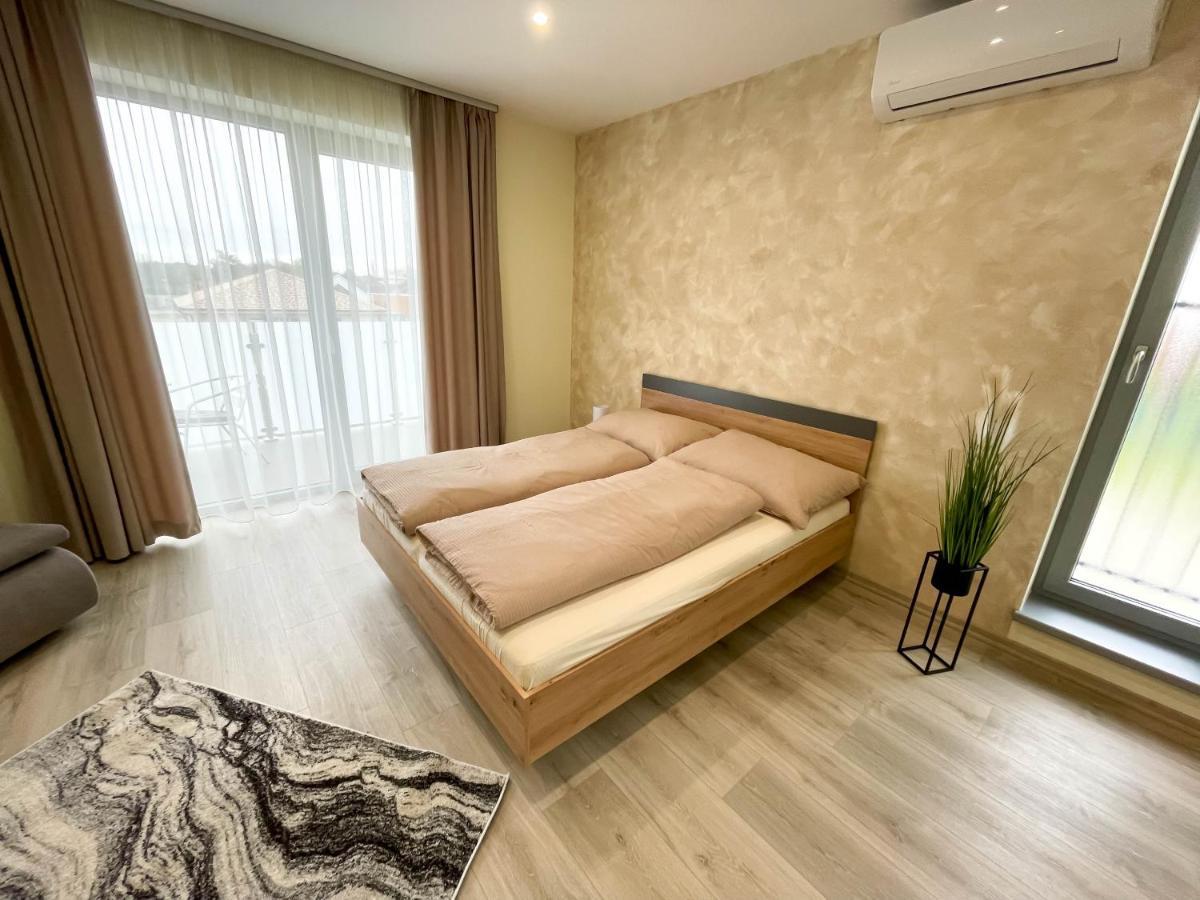 Dunajská Streda Apartmany Katalin מראה חיצוני תמונה
